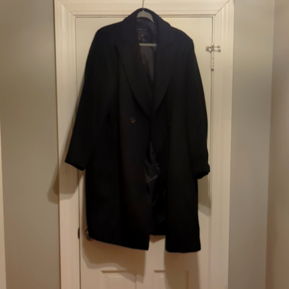 Black dress coat, double button, never worn - Picture 1 of 3